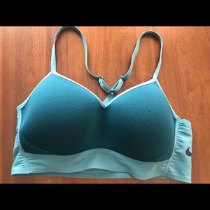 Nike Breathe Sports Bra Sz M